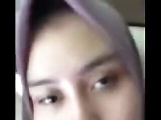 japanese muslim schhol lady showcasing her puss by webcam